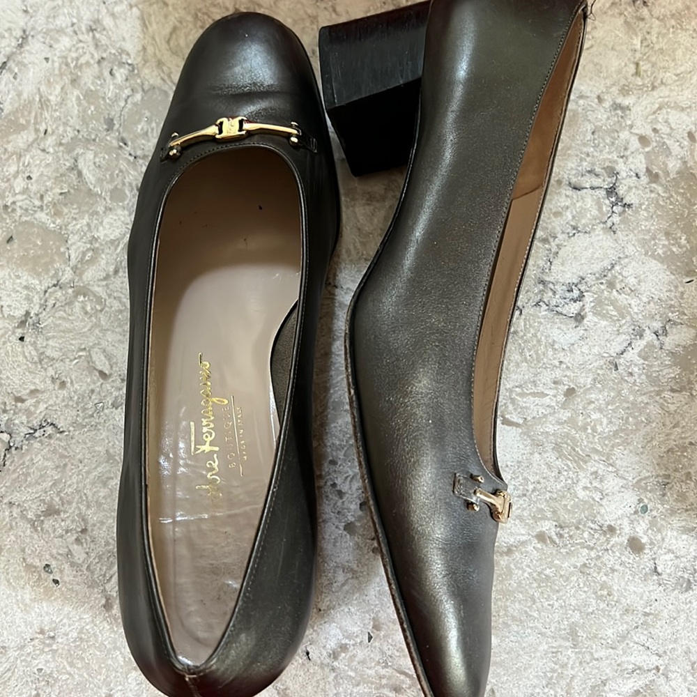 Ferragamo shoes 12 M